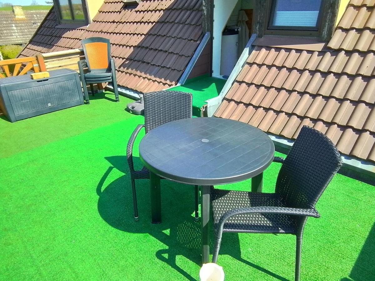 Haus Im Wind Apartment Putbus Exterior photo